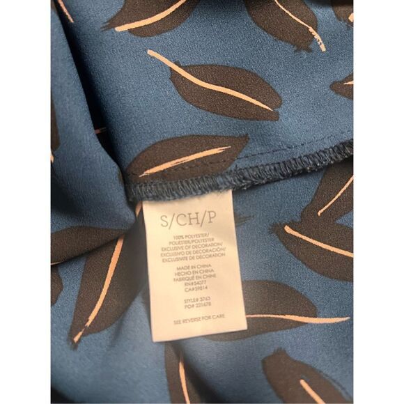 CAbi Shadow Leaf blouse style #3763 sz Small - Picture 5 of 5